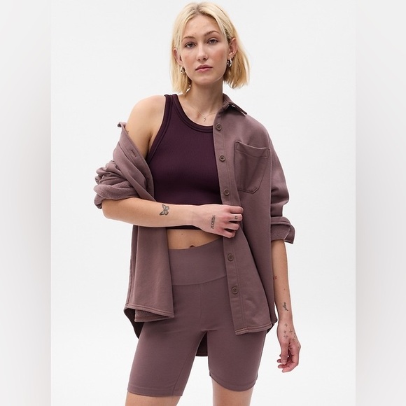 GAP Tops - NWT Gap GapFit Seamless Rib Crop Halter Tank Top Deep Rich Purple Size M Tall